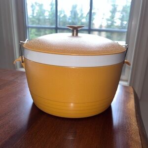 Vintage Sunfrost Thermo-o-ware Yellow Ice Bucket with White Accent and Gold Knob